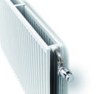 The Hygiene radiator is a panel radiator without convection fins, upper grille or side panels, made from high-quality steel. A classic icon.